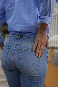 Femme Le Temps des Cerises Coupe Regular-Basic 400/18 Mom Taille Haute 7/8Eme Jeans Bleu N°4