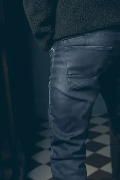 Homme Le Temps des Cerises Coupe Adjusted-Musset 700/11 Adjusted Jeans Enduit Bleu-Noir N°3