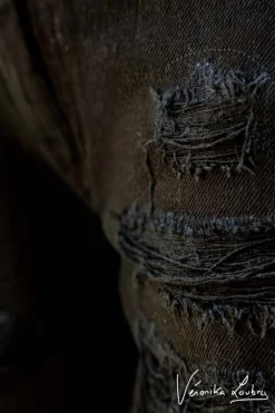 Femme Le Temps des Cerises Jupes & Shorts-Short Court Veronika En Jeans Noir Destroy By Veronika Loubry